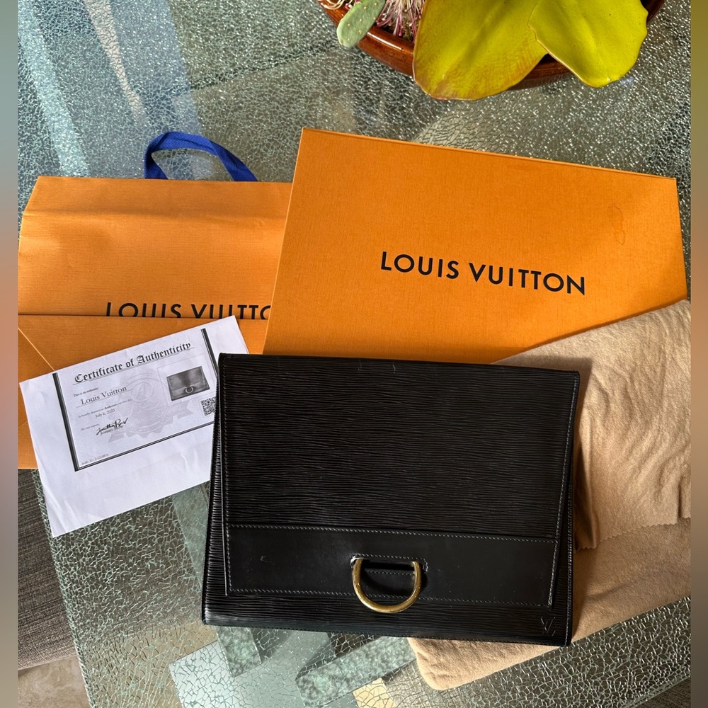 Louis Vuitton Epi Jena Clutch, Black, W/ dust bag, LB box & LV Gift bag.